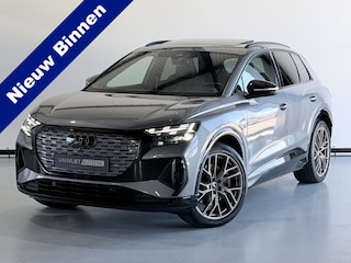 Audi Q4 40 Launch edition S Competition 77 kWh Pan /Dak - Head Up - Trekhaak