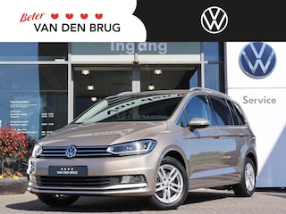 Volkswagen Touran 1.4 TSI 150 pk DSG Highline | Trekhaak Afneembaar | Navigatie | LED | ACC | Camera | Climatronic | Stoelverwarming | Bluetooth | PDC |