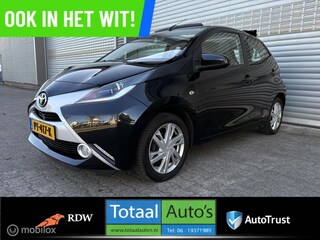 Toyota Aygo 1.0 VVT-i x-wave*NAV*PCAM*LM*OPEN-DAK*NEDERLANDS