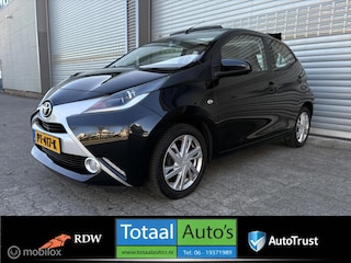 Toyota Aygo 1.0 VVT-i x-wave*NAV*PCAM*LM*OPEN-DAK*NEDERLANDS