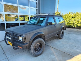 Chevrolet Blazer USA Blazer Hardtop v6 4x4