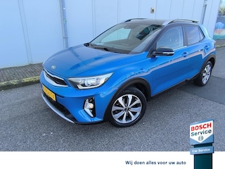 Kia Stonic 1.0 T-GDi MHEV DynamicPlusLine Camera, carplay, Navi, Dab+, 1e eigenaar, climate en cruise control, two tone lak.