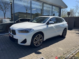 BMW X2 sDrive20i High Executive M-Sport *Pano, HUD*
