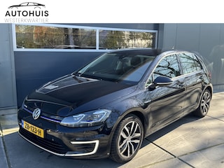 Volkswagen Golf Leer Dynaudio Camera LED Koplampen Winterpakket Warmtepomp SOH 89,73%