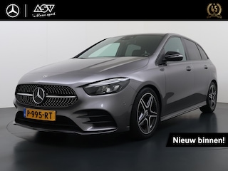 Mercedes-Benz B-klasse 180 AMG Business Solution | Sfeerverlichting | Achteruitrij Camera | Parkeersensoren Voor + Achter | Stoelverwarming Voor |