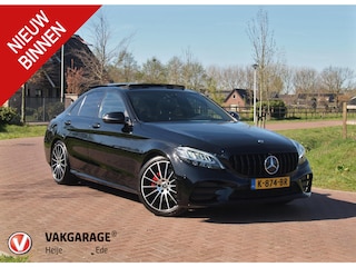 Mercedes-Benz C-klasse 200 Premium Plus Pack | AMG Line | Panoramadak | Camera | Burmester | Sfeerverlichting |