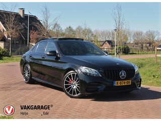Mercedes-Benz C-klasse 200 Premium Plus Pack | AMG Line | Panoramadak | Camera | Burmester | Sfeerverlichting |