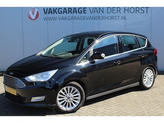 Ford C-MAX 1.0-125pk Titanium. Erg goed onderhouden hoogzitter, afkomstig van de 1e eig. Autm. airco dual, cruise control, navigatie, telefoonvoorb., voorraamverw., trekhaak, all season banden rondom, camera, parkeersensoren v+a etc.