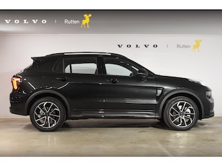 Lynk & Co 01 276PK Automaat Core / Adaptieve cruise control / Stoel - en stuurwielverwarming / Parkeersensoren / Achteruitrijcamera / Apple Carplay / Trekhaak / Metallic lak / 19" velgen