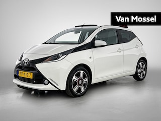 Toyota Aygo 1.0 VVT-i x-pose 70 PK | Elektrisch Vouwdak | Achteruitrij Camera | Climate Control | Cruise Control | Navigatie | Apple Carplay | Android Auto | Lichtmetalen velgen |