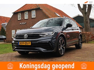 Volkswagen Tiguan 1.4 TSI eHybrid R-Line Business+ | 3x R-Line | IQ Light | Adap. Cruise | Panorama | Black Style Pack | Stoelver