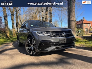 Volkswagen Tiguan 1.4 TSI eHybrid R-Line Business+ | 3x R-Line | IQ Light | Adap. Cruise | Panorama | Black Style Pack | Stoelver