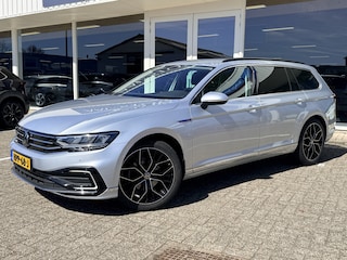 Volkswagen Passat Variant 1.4 TSI PHEV GTE Business LED | Massagestoel | DAB | Apple Carplay | Adapt. Cruise | PDC v+a incl. Camera | Stoelverwarming