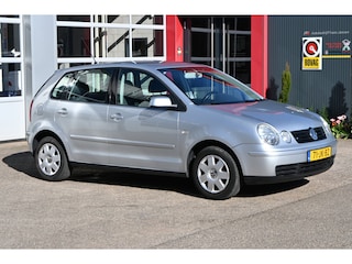 Volkswagen Polo 1.4-16V 75pk Highline 5drs Automaat | Climate | Cruise | LM-Velgen