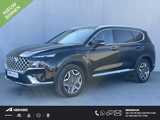 Hyundai Santa Fe 1.6 T-GDI PHEV Premium Automaat / Fabrieksgarantie tot 12-2027 / Dealer Onderhouden / HUD / Lederen Bekleding / Dodehoek Detectie / Elektr. Stoelen met Memory / Stoel & Stuurwiel Verwarming / Stoel Ventilatie / Adaptieve Cruise Control / 360 Camera / Achterbank Verwarming / Navigatie / Clima /