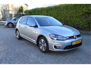 Volkswagen Golf E-DITION Warmtepomp / SOH 92% / Addapt. Cruise / Apple,android