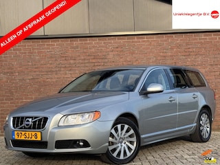 Volvo V70 1.6 T4 LIMITED EDITION | NL-AUTO! | DEALER OH!
