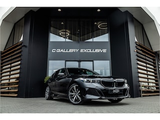 BMW 530e M Sport Edition - Panorama | H&K | Stoelkoeling | Memory