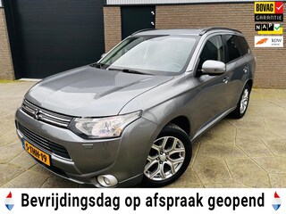 Mitsubishi Outlander 2.0 PHEV Instyle| 4WD |TREKHAAK|AUTOMAAT|Zwart leder|Shuif/kantel elec.|