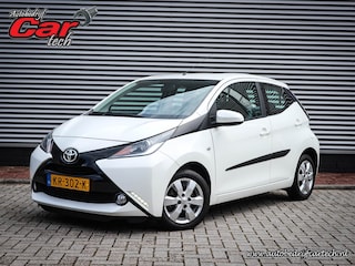 Toyota Aygo 1.0 VVT-i x-play | Airco | Audio | Bleutooth | Camera | Lichtmetaal |