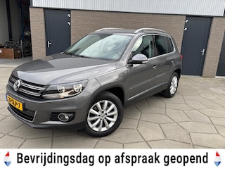 Volkswagen Tiguan 1.4 TSI Sport&Style| Spik splinternieuwe Tiguan vol met accessoires| uitklapbare Trekhaak