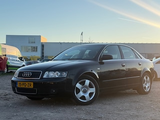 Audi A4 Limousine 2.0 LM VELGEN/ NAP