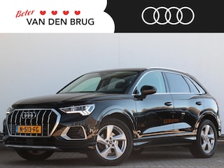 Audi Q3 35 TFSI S edition | Trekhaak wegklapbaar | Leer | Camera | Stoelverwarming | Dodehoekdetectie | Smartphone interface |