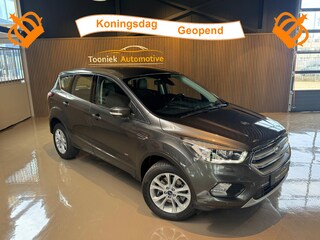 Ford Kuga 1.5 EcoBoost Titanium Navigatie Airco PDC LMV