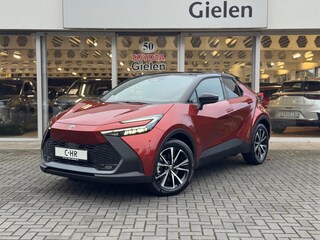 Toyota C-HR 2.0 High Power PHEV 223pk First edition | Elektrische achterklep, Stoel + Stuurverwarming, Dodehoekherkenning