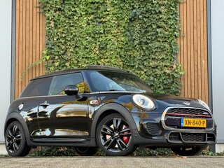 Mini Mini/Clubman/Cabrio 2.0 Chili|PANO|HEAD UP|231PK|JCW|HARMAN KARDON