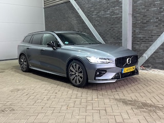 Volvo V60 B3 R-Design | Panoramadak | ACC | harman/kardon | Trekhaak | Stoel+Stuurverwarming