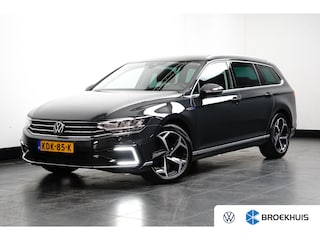Volkswagen Passat Variant 1.4 TSI 218PK DSG-6 GTE | TREKHAAK | ELEKTR. A. KLEP | STOELVERW. | HUD | CAMERA | NAVIGATIE
