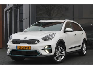 Kia Niro e-Niro ExecutiveLine 64 kWh | Trekhaak | Leder | Camera | ACC