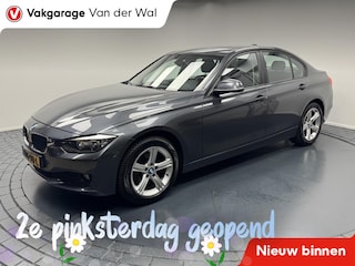 BMW 316i Trekhaak-Clima-Cr.contr-Stoelverwarming-Parkeersensoren-Lm17''velgen