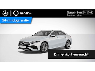 Mercedes-Benz A-klasse 180 AMG Line | Widescreen | Keyless | Stoelverwarming | Achteruitrijcamera |