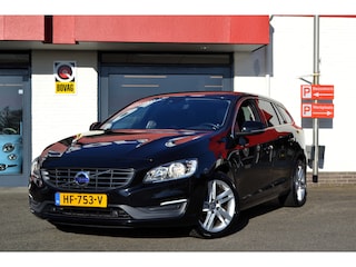 Volvo V60 2.0 T4 Summum, Automaat, Clima, Navi, Pdc,Trekhaak, Nette auto !