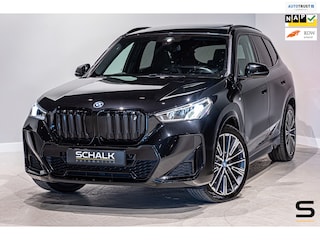 BMW iX1 XDrive30 Launch Edition 67 kWh|M-sport|Pano|H&K|NAP