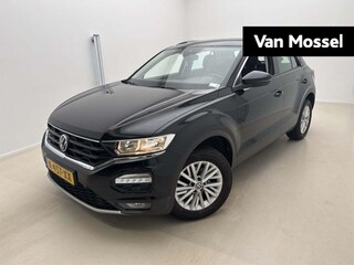 Volkswagen T-Roc 1.5 TSI Style Business 150 PK| Origineel Nederlands | 1e Eigenaar | Trekhaak | Navigatie | Parkeersensoren | Achteruitrijcamera