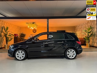 Mercedes-Benz B-klasse 180 Ambition NAP Garantie Afn. Trekhaak Cruise Navi Airco Led PDC Rijklaar