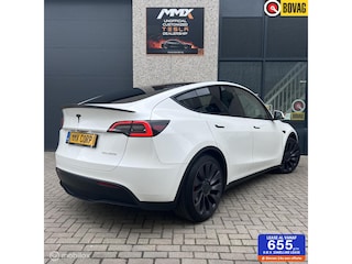 Tesla Model Y Performance + MMX PACK + TREKHAAK + IAP