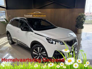 Peugeot 3008 1.6 GT Hybride 4 300 PK AWD Panorama Automaat navigatie, Climate 19 inch Sfeerverlichting