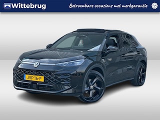 Volkswagen T-Roc 1.5 eTSI 150 pk R-Line First Edition / Panoramadak / Head-Up / Side Assist / 360 Camera / Trekhaak / 20'' LMV