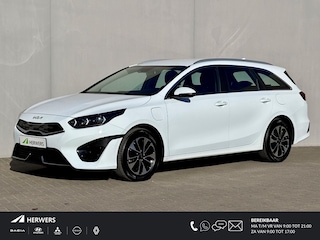 Kia Ceed Sportswagon 1.6 GDI PHEV DynamicLine / Fabrieksgarantie tot 16-05-2029 / Dealer Onderhouden / Afneembare Trekhaak / Stuur-/Stoelverwarming / Navigatie / Camera / Keyless Entree/Start / Apple Carplay/Android auto / Climate Control /