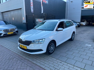 Skoda Fabia Combi 1.0 Active Airco CruiseControl Carplay NAP APK