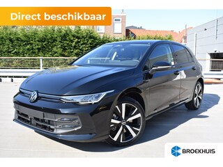 Volkswagen Golf Life Edition eHybrid | 'App-Connect' draadloze smartphone integratie | Achterbank in ongelijke delen neerklapbaar incl. middenarmsteun en doorlaadmogelijkheid | Achteruitrijcamera (Rear View)