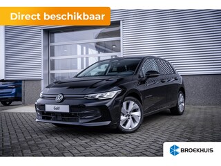Volkswagen Golf Life Edition eHybrid | 'App-Connect' draadloze smartphone integratie | Achterbank in ongelijke delen neerklapbaar incl. middenarmsteun en doorlaadmogelijkheid | Achteruitrijcamera (Rear View)