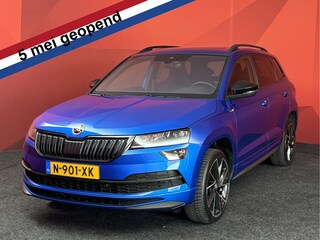 Skoda Karoq 1.5 TSI ACT Sportline Business | Nieuw Binnen! | Stoel Stuurverwarming | Pano | Trekhaak