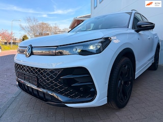 Volkswagen Tiguan 2.0 TDI| R-Line/Pano/Massage/360 Camera/IQ/ACC/AHK/Kardon/Vol Optie