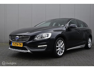 Volvo V60 1.6 T3 R-Design | Cruise | PDC | Trekhaak |