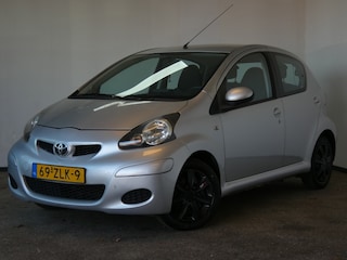 Toyota Aygo 1.0-12V Nwe APK